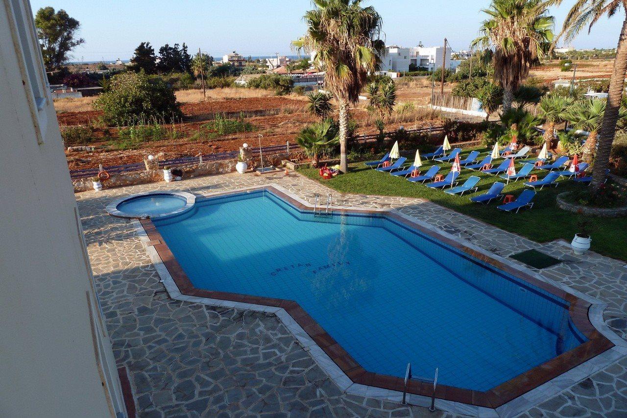 Cretan Family Apartments Malia Exterior foto